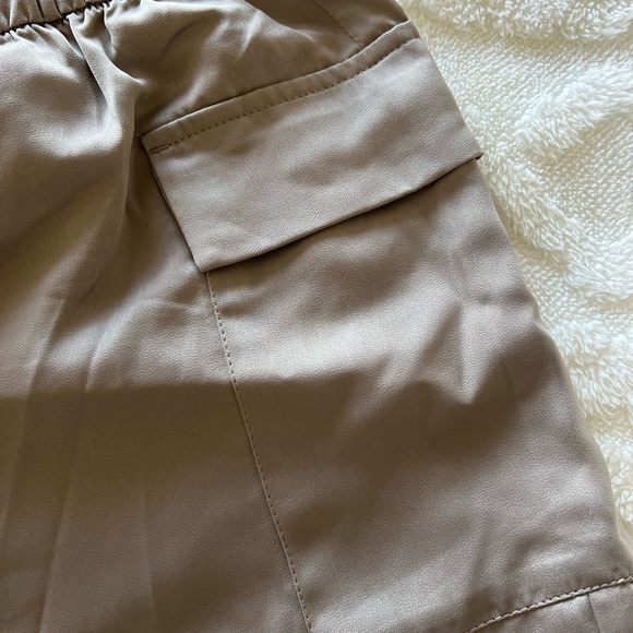 Pajama Set - Picture 2 of 4